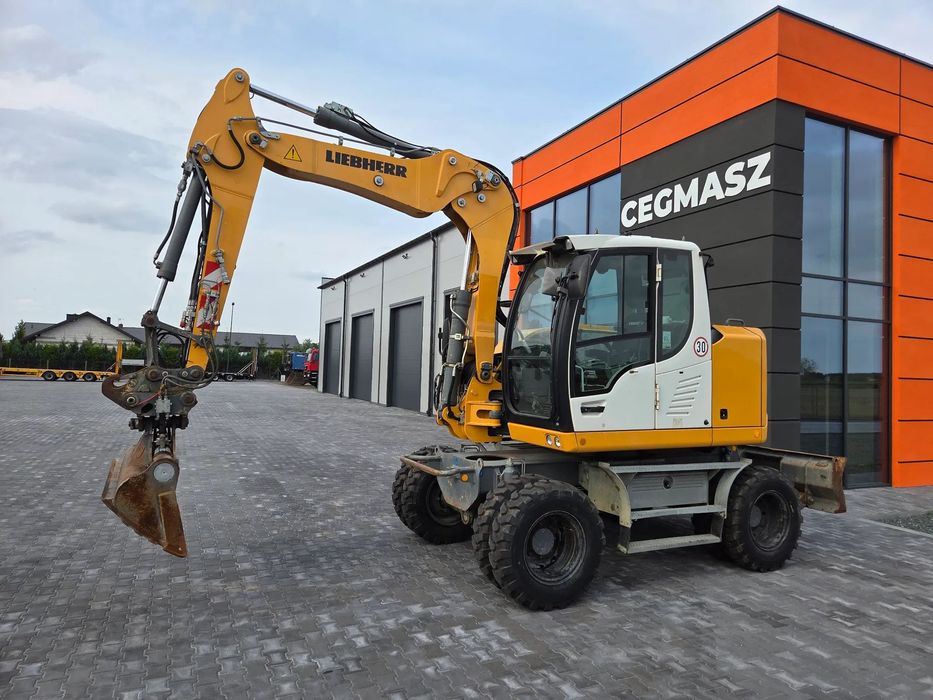 Liebherr A912 Compact / z Niemiec / 3 Łyżki /