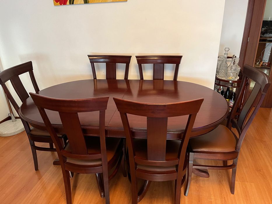Mesa de jantar com 6 cadeiras