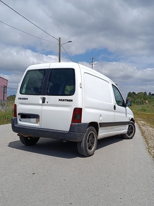 Peugeot partner 2.0hdi excelente