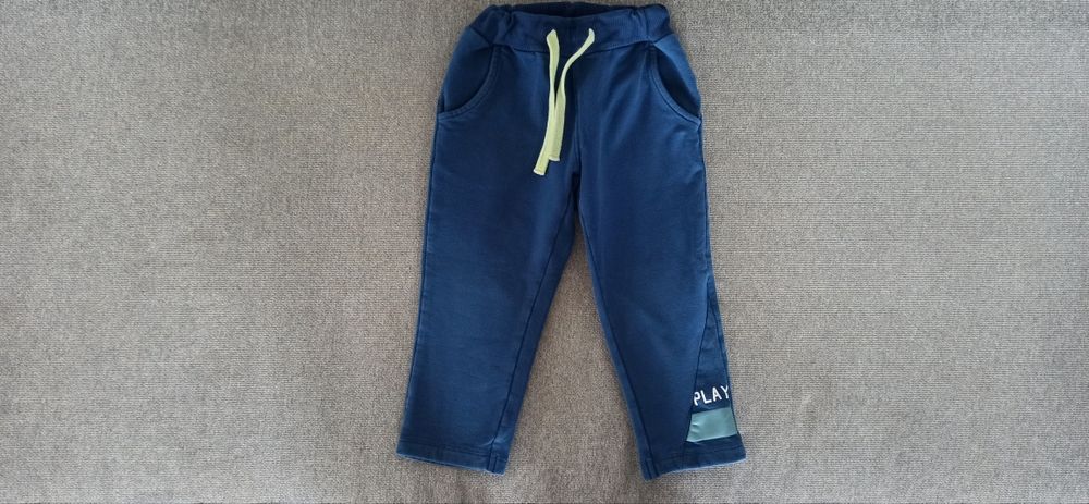 Komplet Bluzka Cekiny Dwustronne Spodnie Dla Chłopca R. 86-92 cm