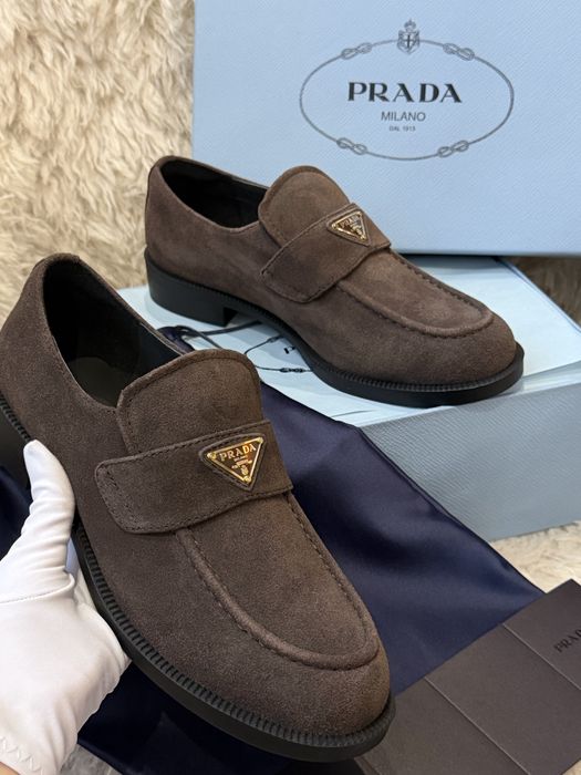 Лофери замшеві Prada 25-25,5 см