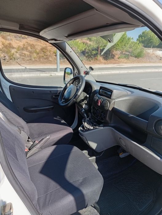 Fiat Doblò Cargo 1.9 Diesel 2005 – Em bom estado, pronta a trabalhar!