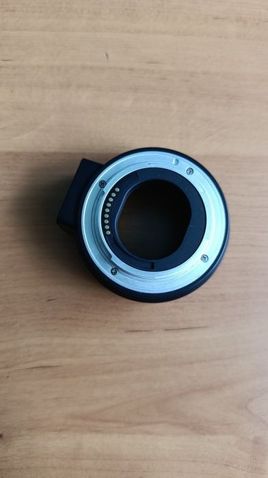 Adapter aparatu, przejściówka mocowanie Canon,  Eos M na obiektywy EF