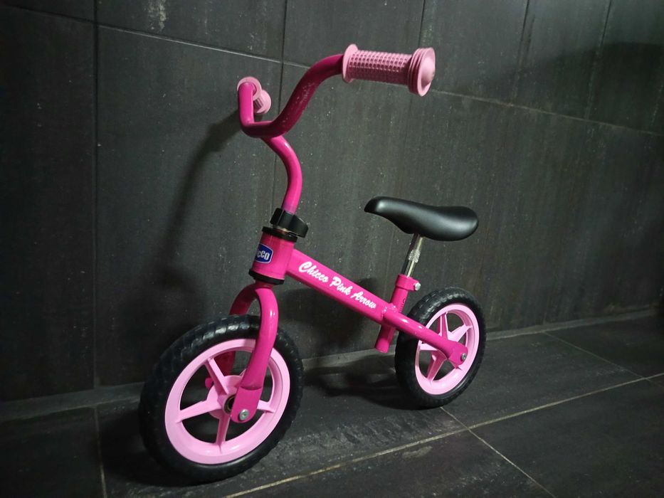 Triciclo (1-2anos) I Bicicleta Chico (2-5anos) I Bicicleta Frozen (4-6anos) - Bom Estado