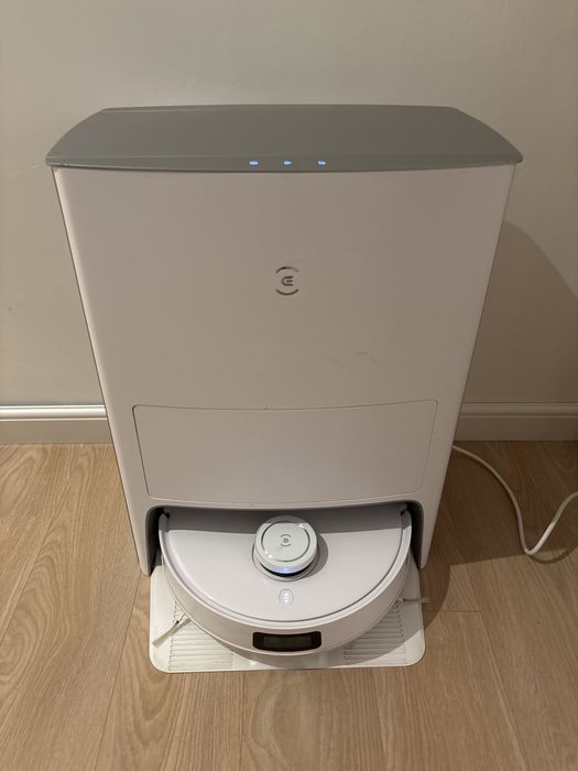 Robot Sprzatajacy Mopujacy odkurzacz Smart Ecovacs Deebot x1e Omni