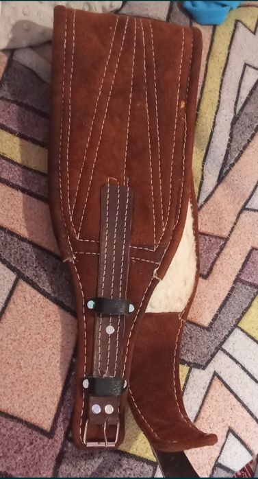 Зігріваючий пояс для спини