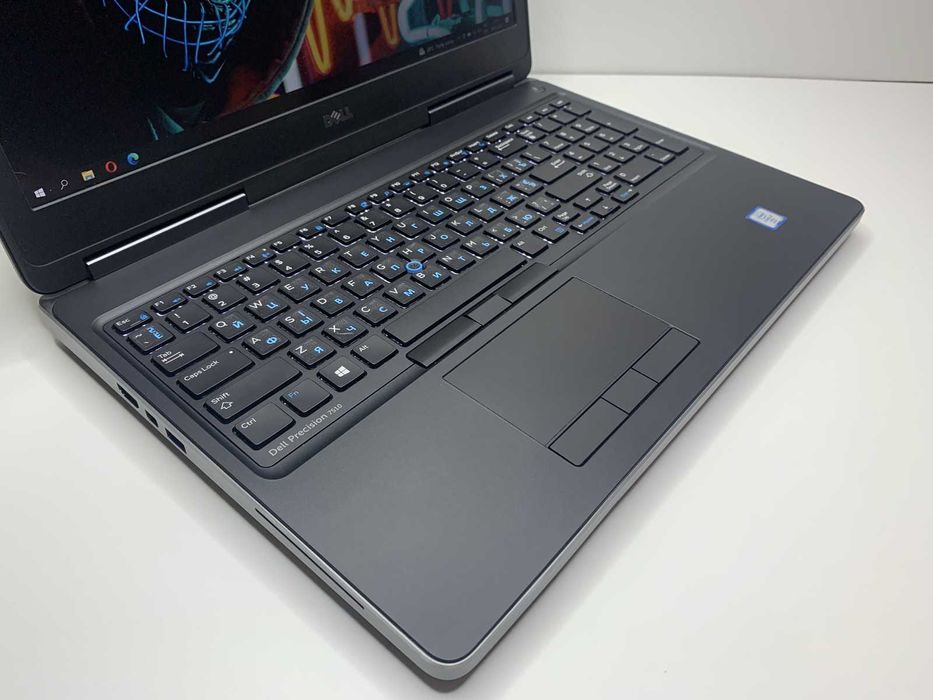Потужний Dell Precision 7510, i7-6820HQ, 16Gb, SSD 1Tb, Radeon R9 4Gb
