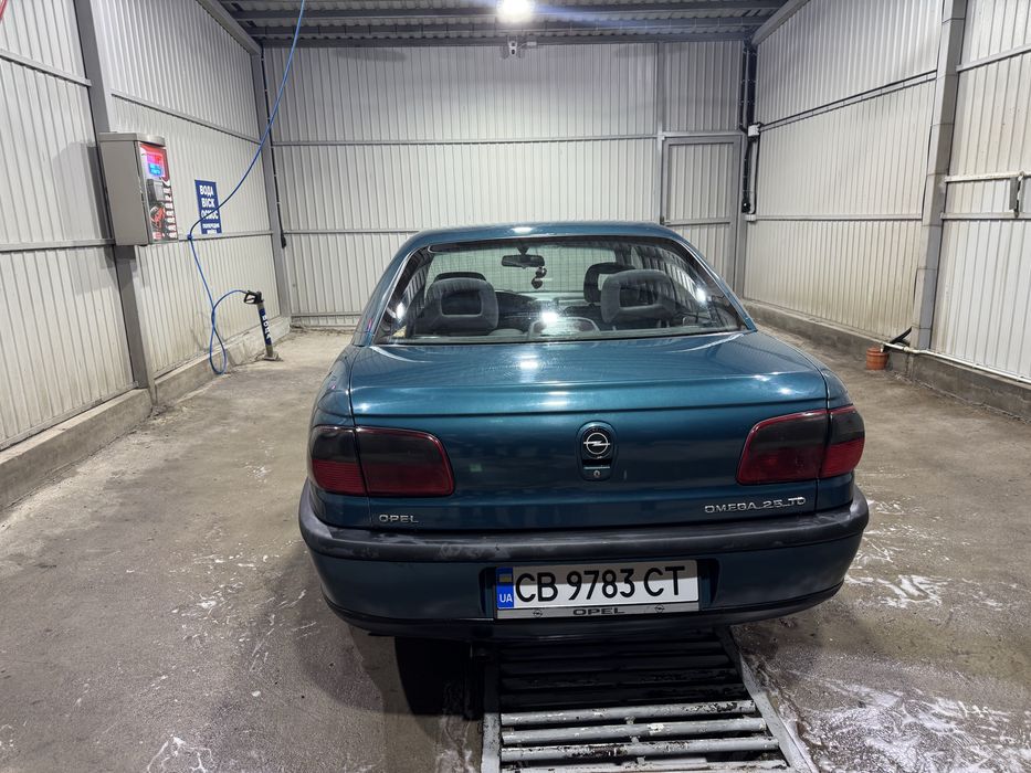 Opel Omega B 2.5 TD, автомат