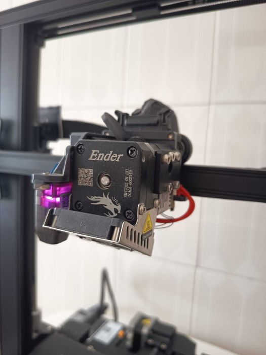 Creality Ender 3 S1 – Impressora 3D (Extrusor Direto) + Pack de Extras
