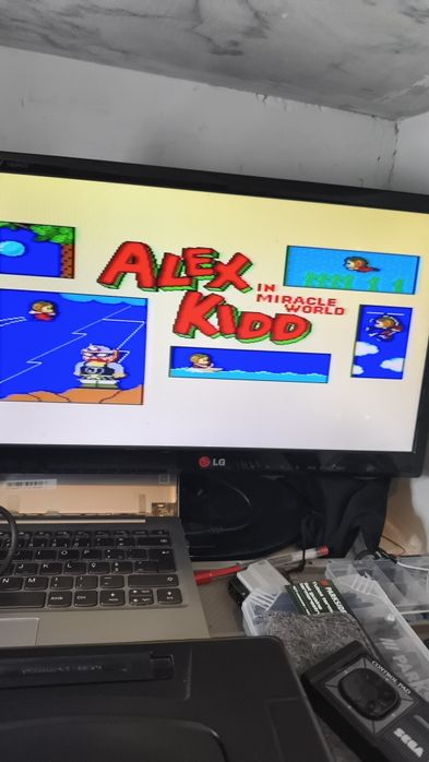 Liga ao Viana Master System Sega com jogo Alex Kidd
