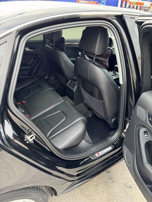 Продам Ауді А4 2015