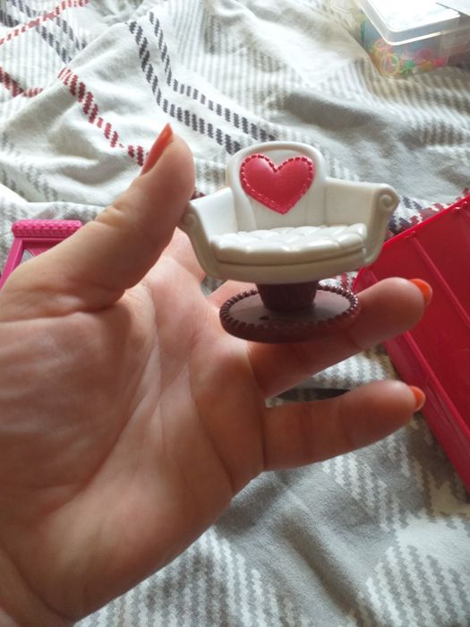 Mebelki Monster High