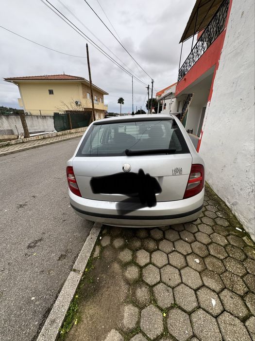 Skoda fabia  2  lugares