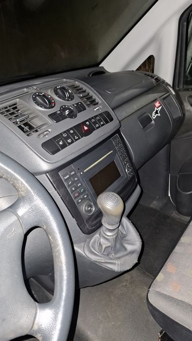 Vende Mercedes Vito de 2012