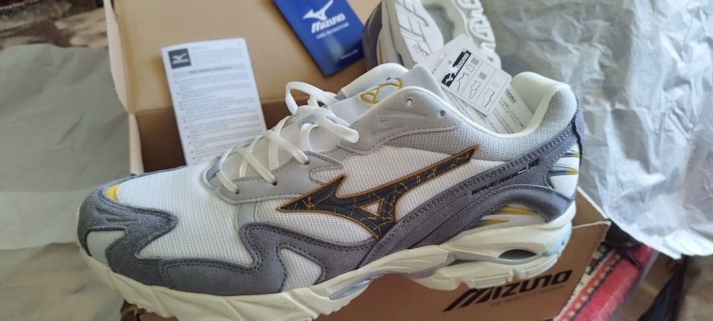 Mizuno wave rider 10 nimbus cloud\ Коллаборация Mizuno Contender Hanon