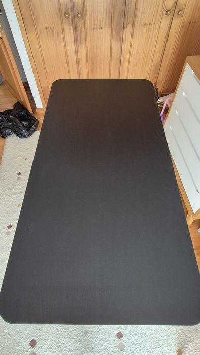Mesa Bekant Ikea 160x80cm Preta