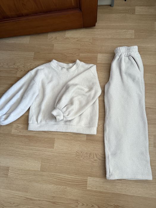 Костюм спортивний ніжно рожевого кольору