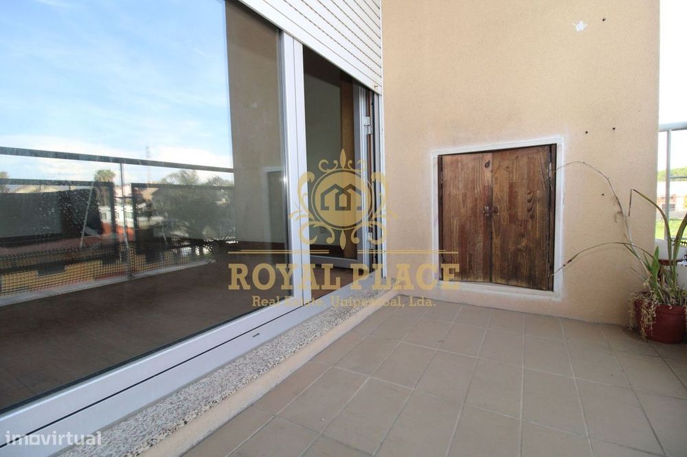 Apartamento T2, Paços de Brandão