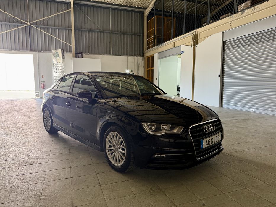 Audi A3 Limousine / 1.6 TDI / 2015 / 240,000Km / 110Cv / Poss De Retoma/Troca