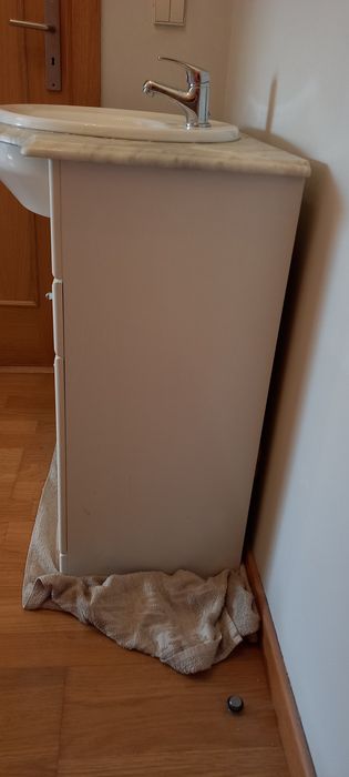 Móvel WC branco - como novo