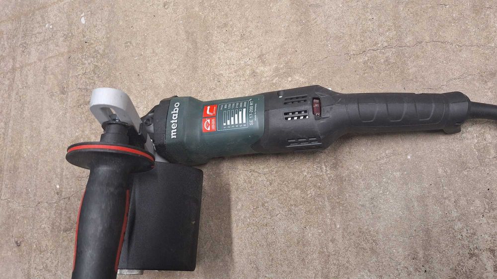 Satyniarka, Szlifierka 1700W SE 17-200 RT METABO