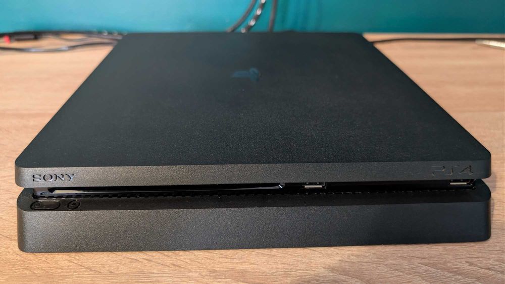 Konsola PlayStation 4 Slim 500GB PS4 + gry