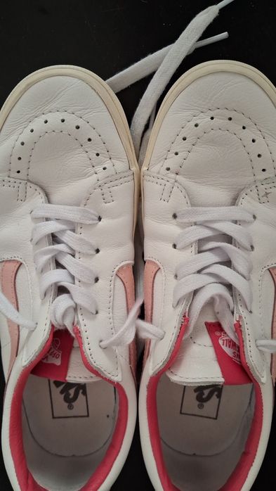 Buty sneakersy skórzane Vans 38 biale