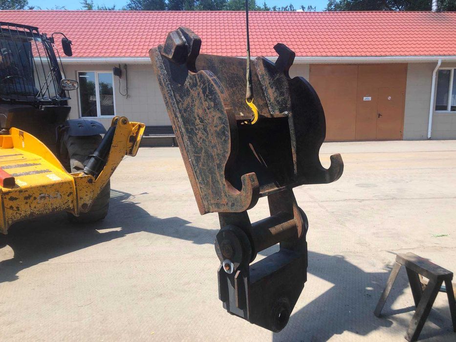 Продам быстросъем для экскаватора