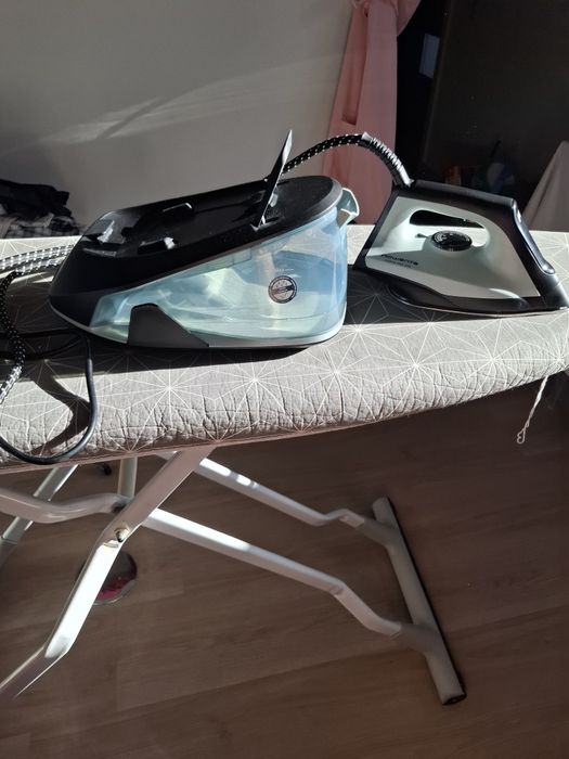 Ferro a vapor com caldeira