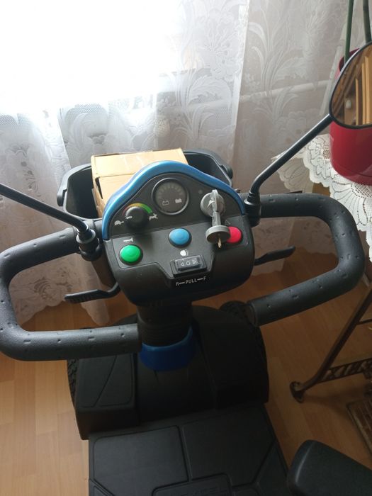 Elektryczny skuter inwalidzki
