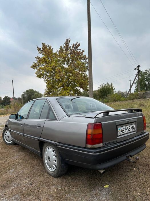 Opel Omega 2.0 бензин