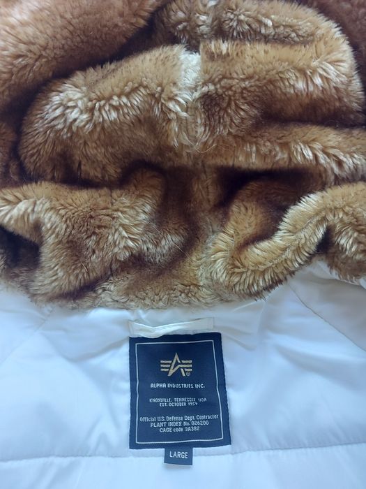 Alpha Industries N-3B Parka biała size M-L  alaska Jak Nowa