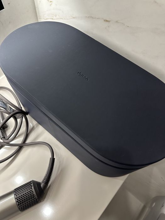 Dyson Airwrap - níquel