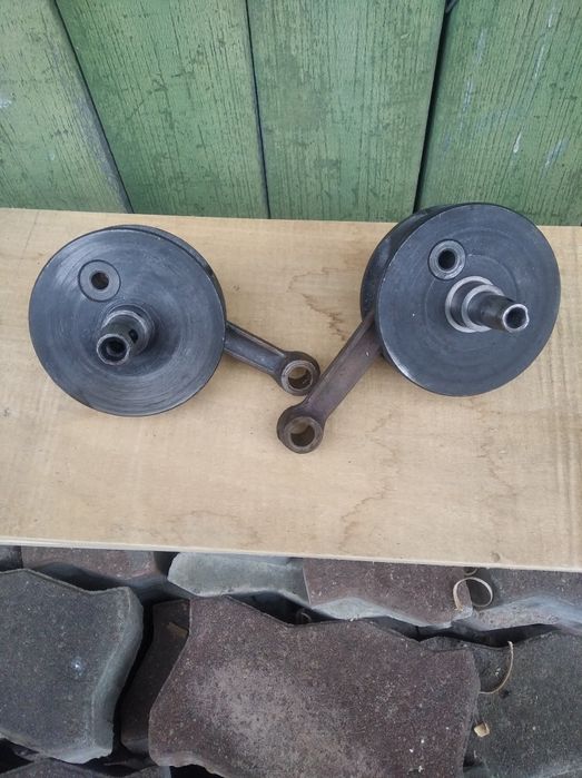 Два коленвали на юпітер