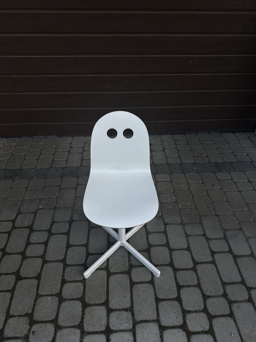 Białe krzesło IKEA – stan dobry