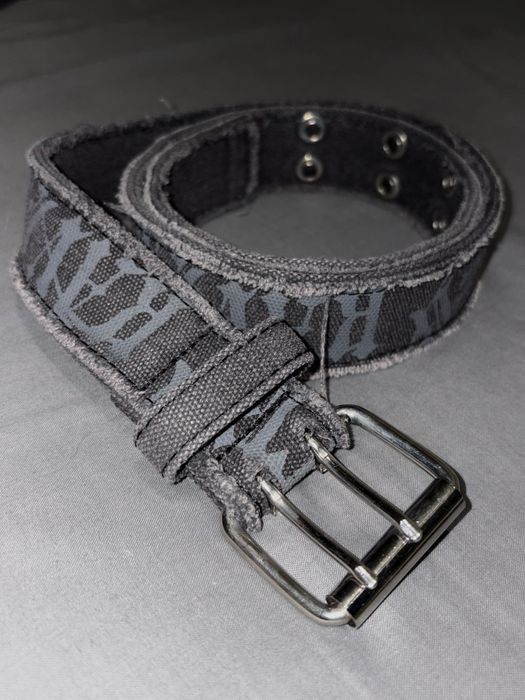Ремінь в стилі у2к