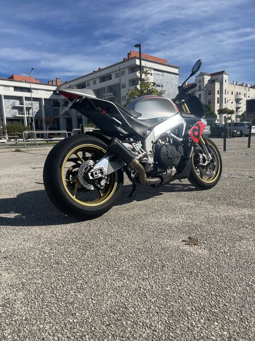 Aprilia tuono v4 2020