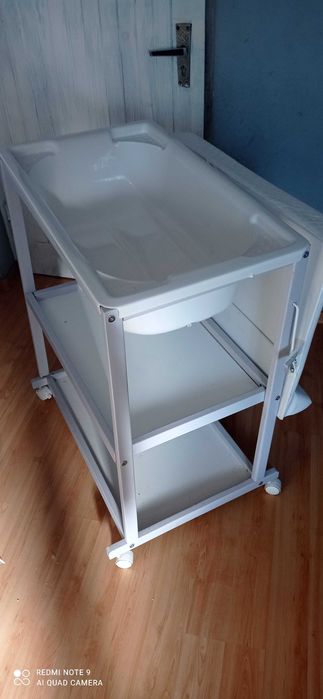 Wanienka z przewijakiem