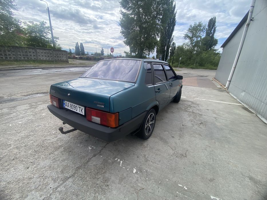 Продам ваз 21099