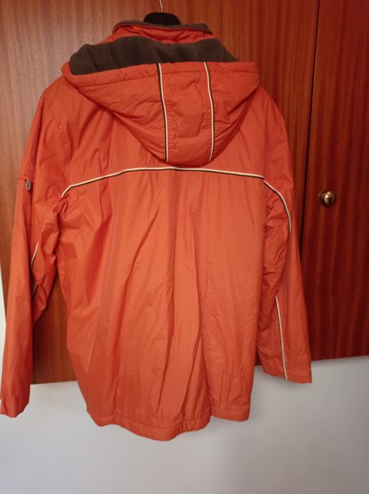 Blusão  Waikiki com carapuço