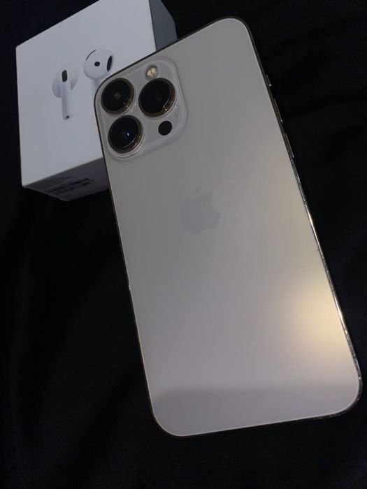 Айфон 13 про в золотом цвете