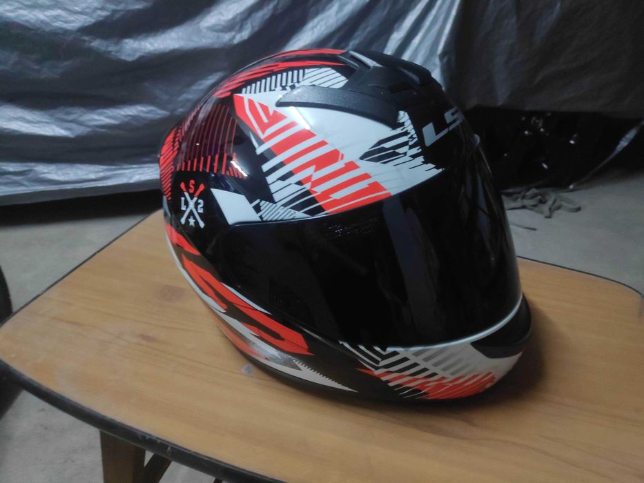 **capacete ls2 **