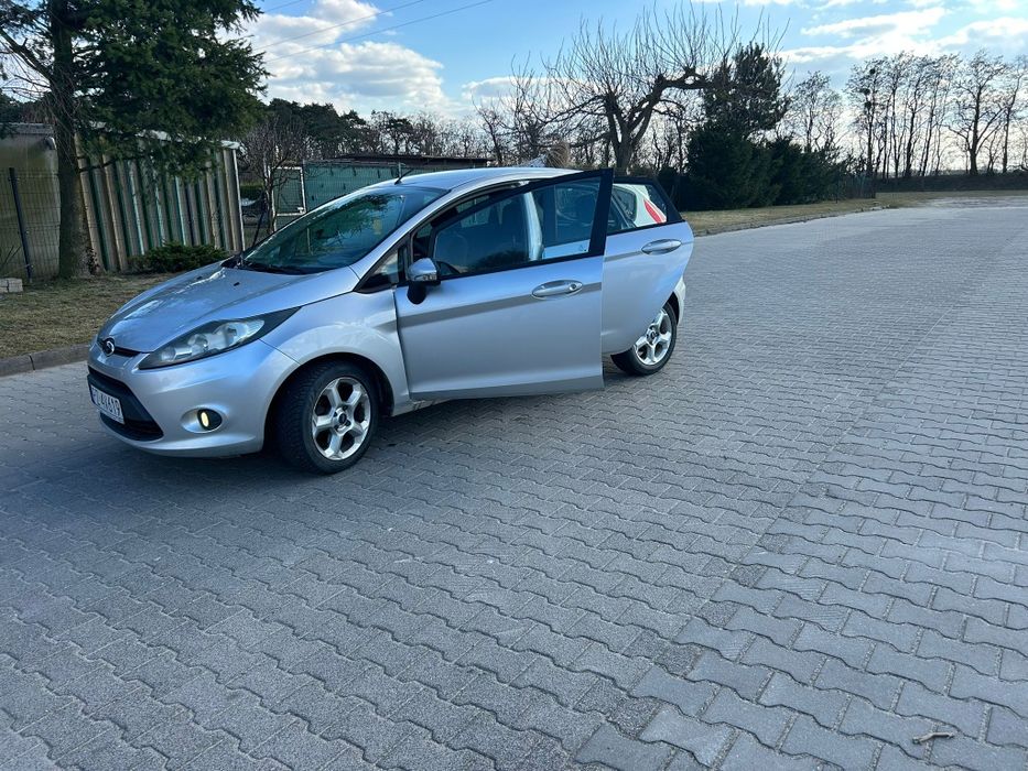 Sprzedam ford fiesta 2009