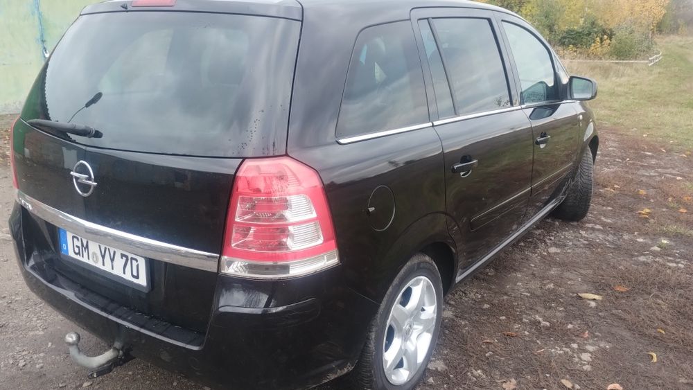 Опель Зафіра 7 місць