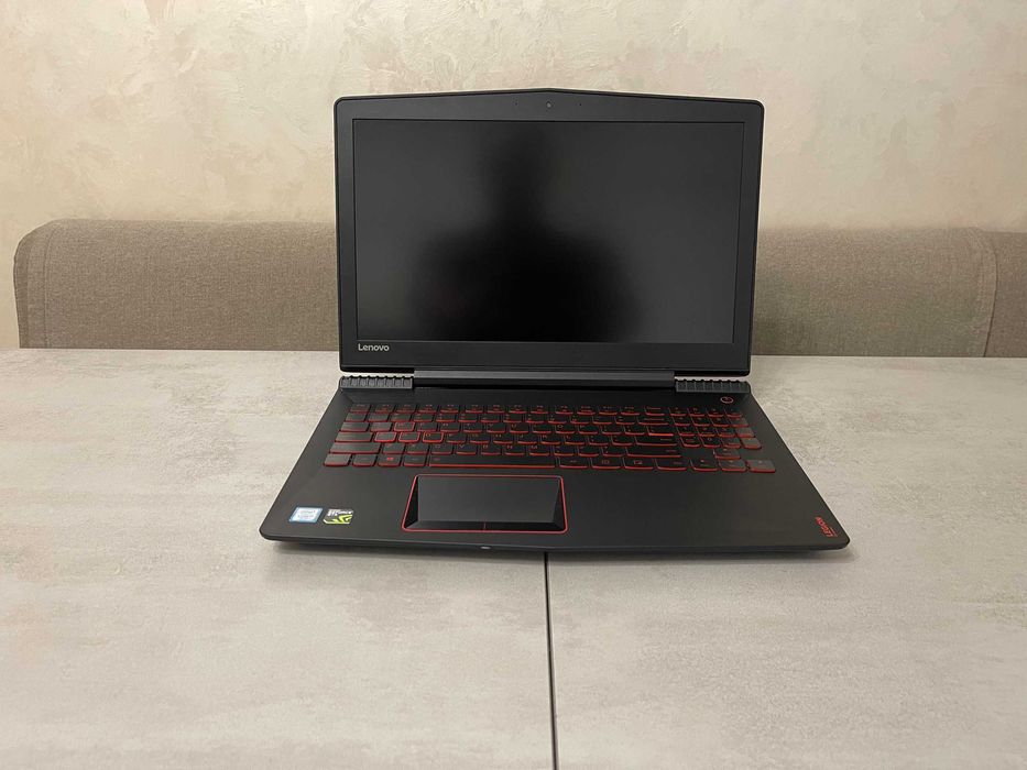 Ігровий ноутбук Lenovo Legion Y520-15IKBN, 15.6" FHD IPS, Intel Core i7-7700HQ, 16GB DDR4, 256GB NVMe SSD + 1TB HDD, NVIDIA GeForce GTX 1050 Ti 4GB