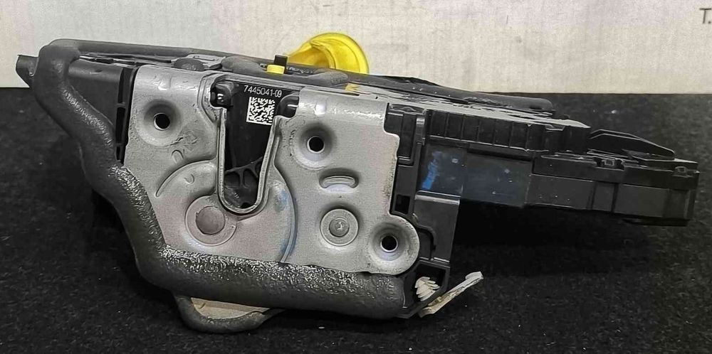 Fechadura / Fecho Porta Esquerdo 7445041-09 - BMW 3