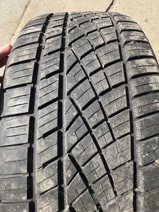Продам Continental ExtremeContact DWS06 Plus 255/50 R19