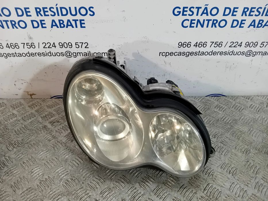 Óticas Farois Frente Frontais Mercedes Benz Class C W203 Xénon