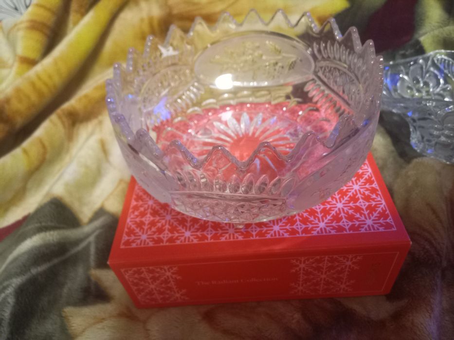 Хрустальные вазы-конфетницы