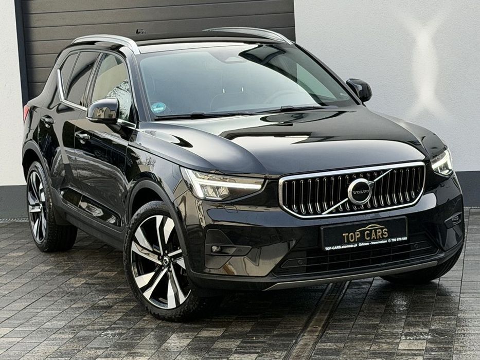 Volvo XC 40 NOWY MODEL ! R-DESIGN ! AWD 197ps ! Alcantara ! Kamera ! Alus20